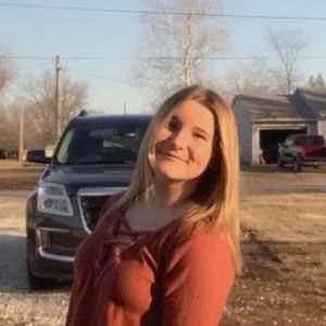 Meet your Posher, Isabella